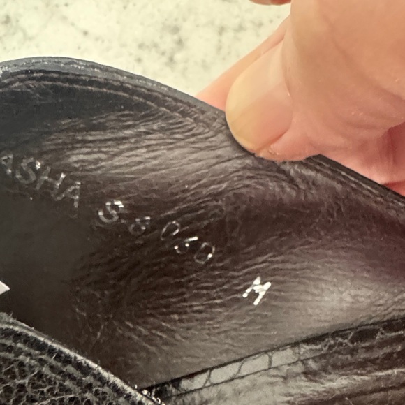 Donald J. Pliner Black Leather Clogs - Picture 6 of 8